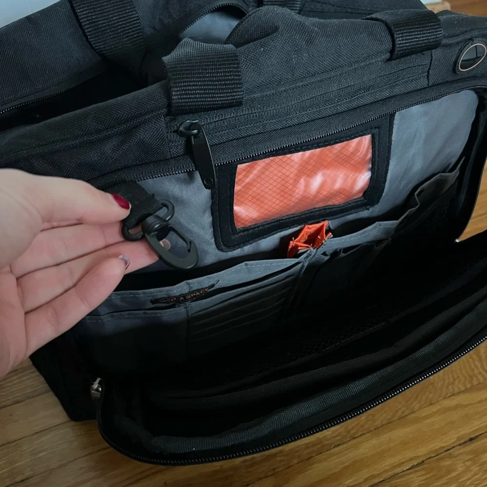 Padded travel laptop bag